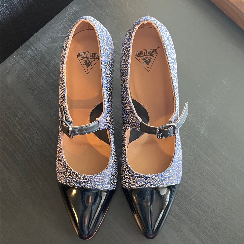 John Fluevog Brocade Pointed Patent toe Mary Jane Heels with signed sole Size 7